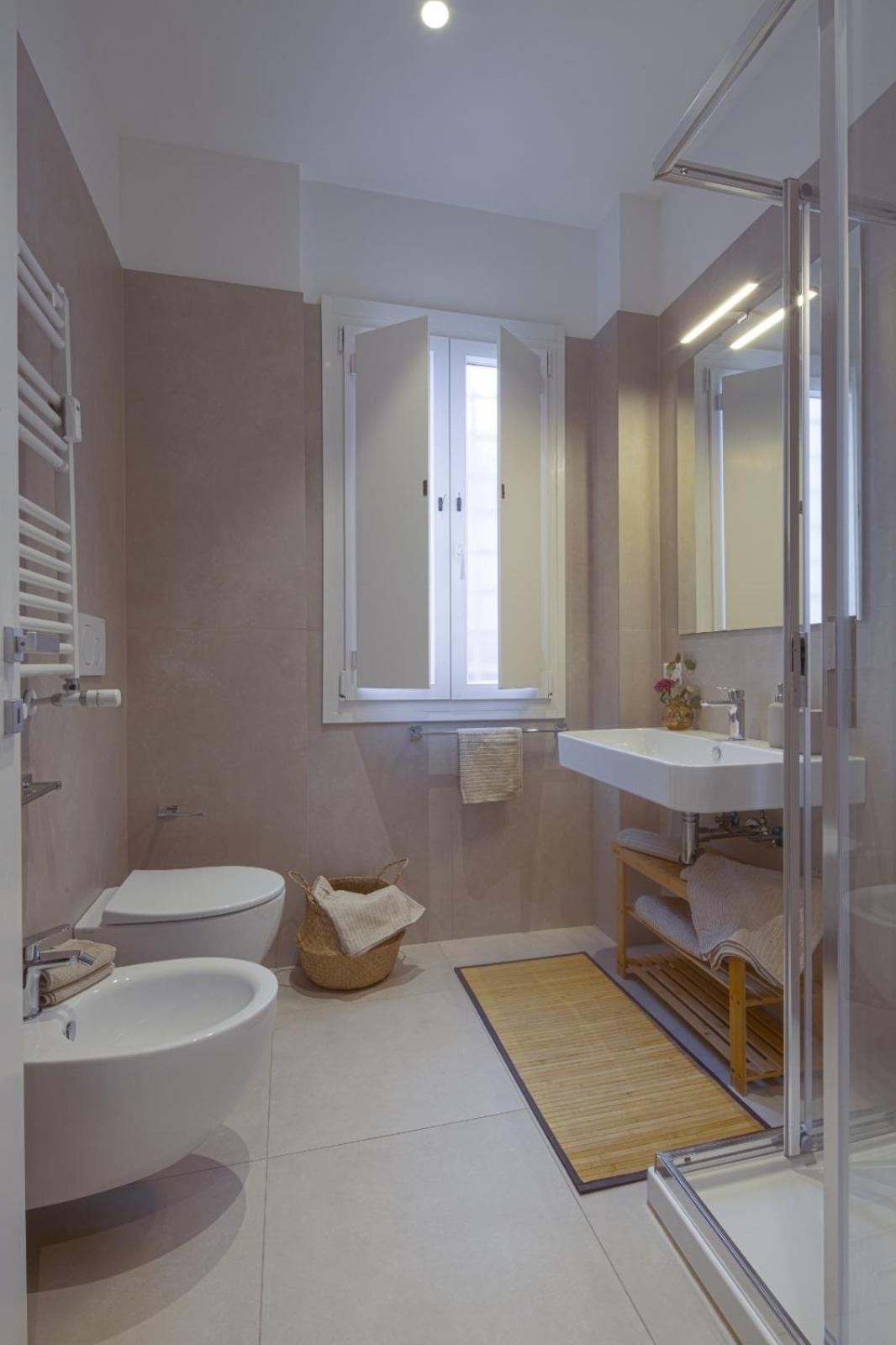 Attic With Terrace On Conca D'Oro Apartment Rome Bagian luar foto